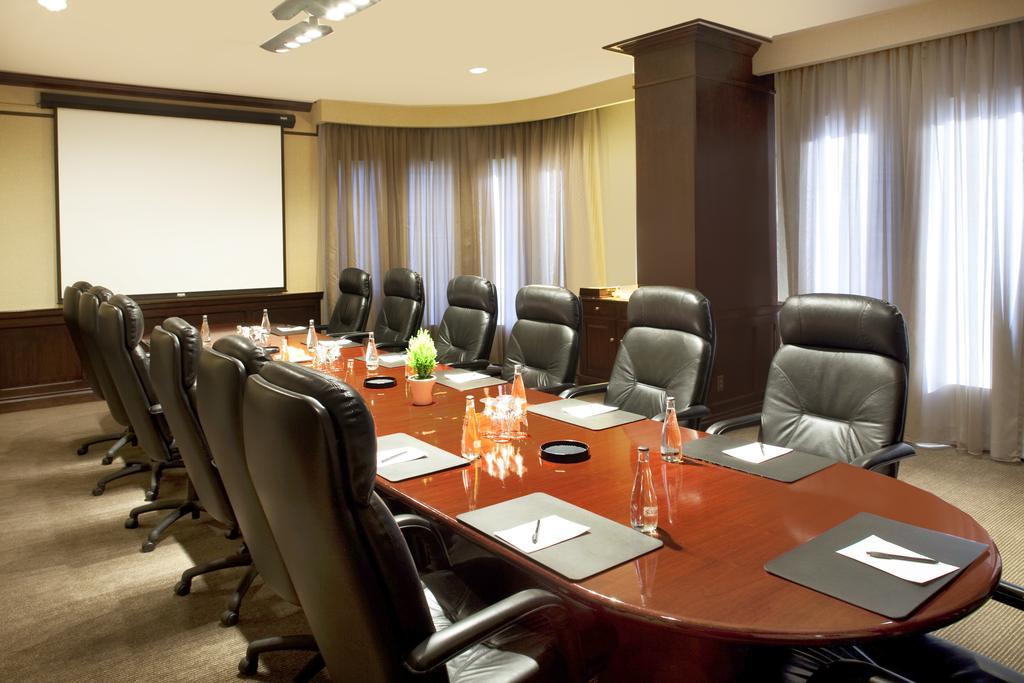 Delta Hotels By Marriott Toronto East Business foto